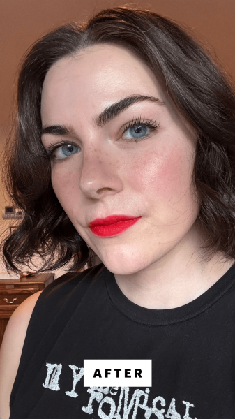 Dall'Asen after applying the VioletteFR Plume Lip